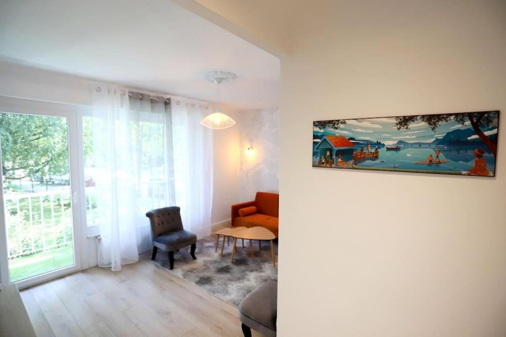 Apartamento Annecy A 2 Pas Du Lac Ste Bernadette Exterior foto